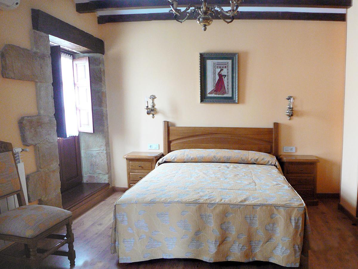 Posada Ribera del Pas Iruz Habitación foto